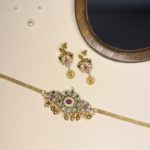 Simple choker set with earrings