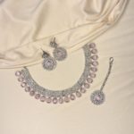 Rosa necklace set with earrings